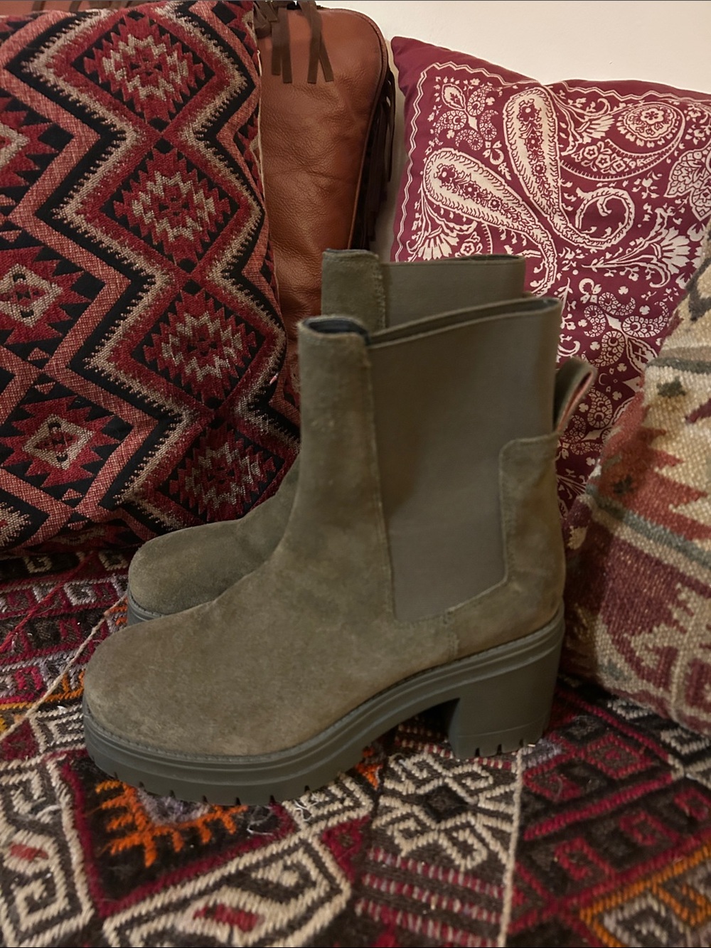 Boden Olive Green Suede Chelsea Platform Boots